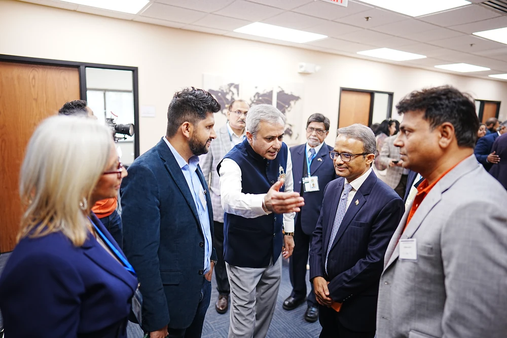 Exchanging ideas at USICC